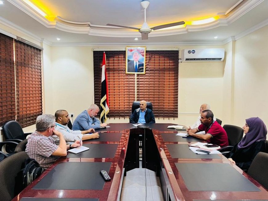 وزير المياه يبحث مع اليونيسيف تطوير مصادر المياه وتعزيز العمل المناخي