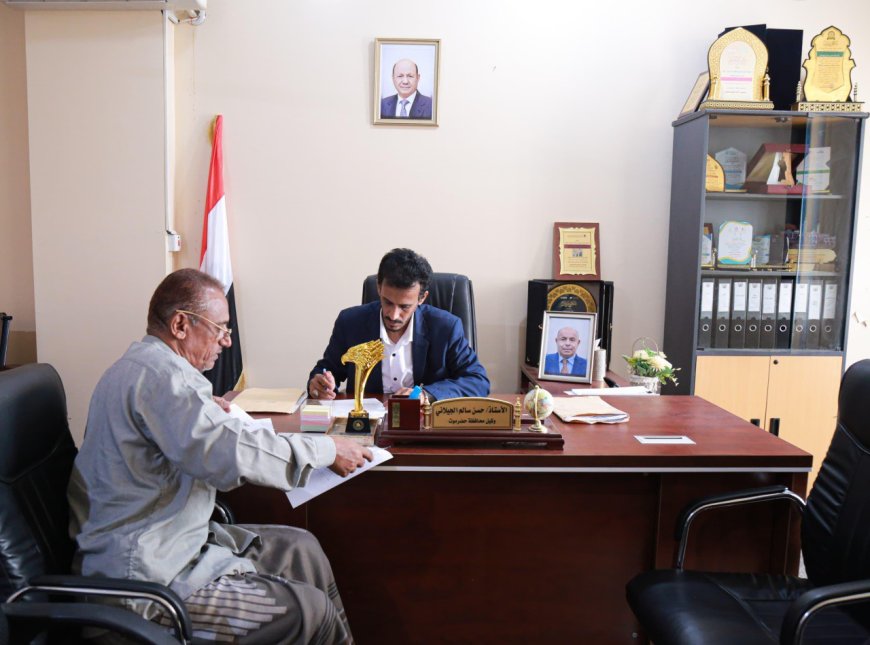 الجيلاني يطلع على أوضاع مديرية الريدة وقصيعر واحتياجاتها الخدمية والتنموية