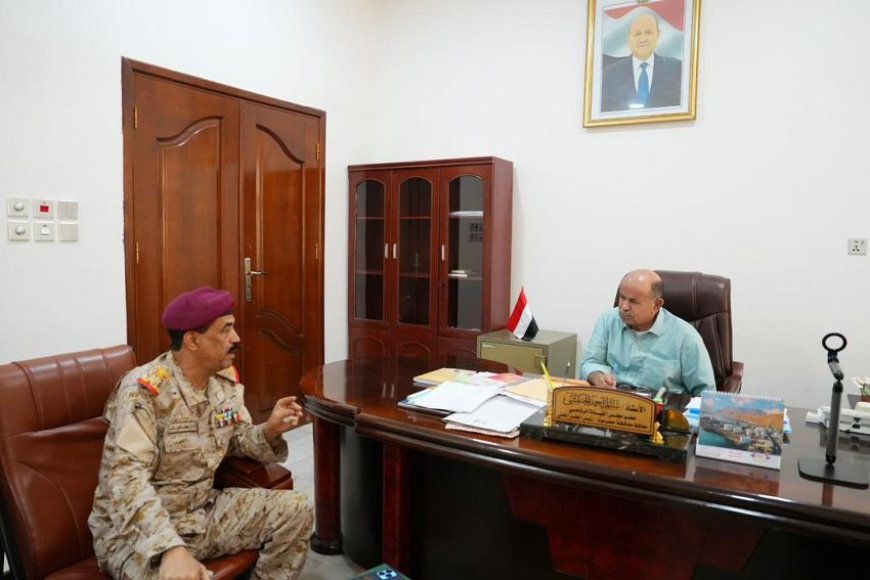 الخنبشي يناقش انتشار القوات بالمحافظة واستقرار المشتقات النفطية بساحل حضرموت