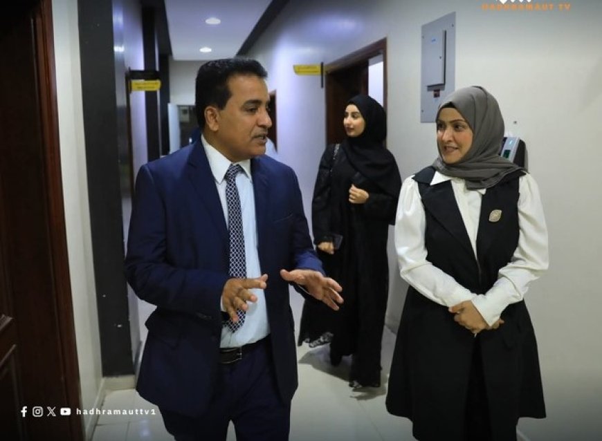 زيارة وزارية لتلفزيون حضرموت تؤكد أهمية الإعلام في المرحلة الحالية