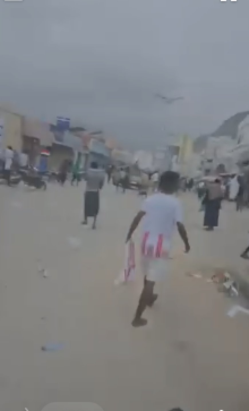 أنصار الانتقالي المنحل تهاجم وقفة تضامنية مع السعودية في المكلا