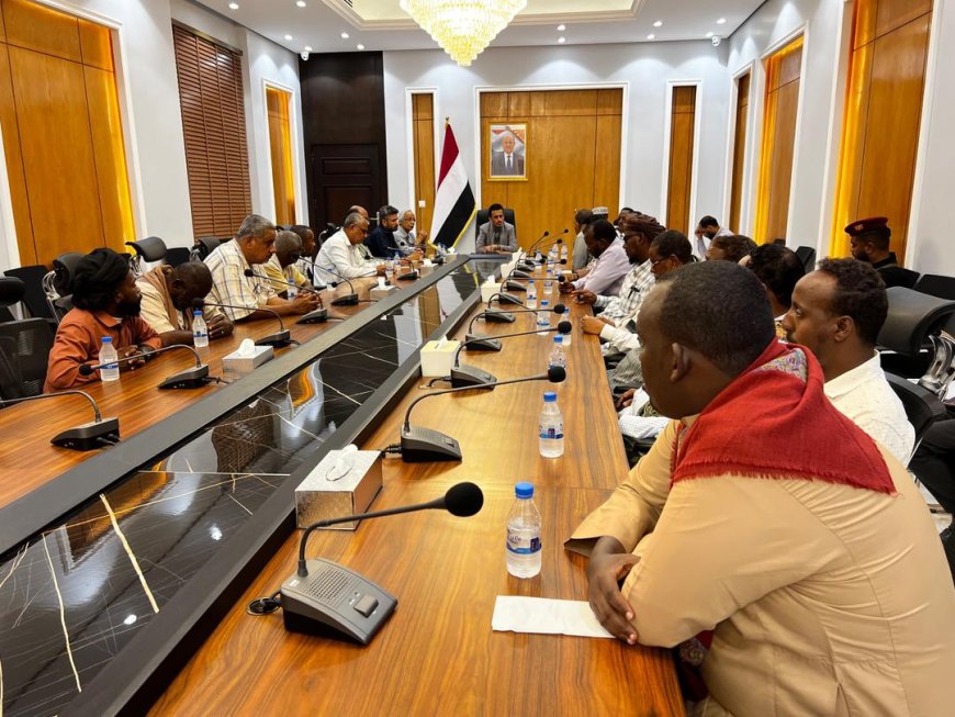 الجيلاني يشهد مراسم الصلح والتسليم لدية الفقيد العمودي الذي قتل في بحر جمهوري الصومال 