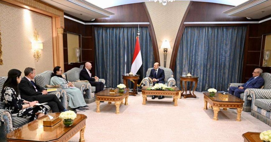 رئيس الجمهورية يشيد بالعلاقات الثنائية المتميزة بين اليمن وبريطانيا