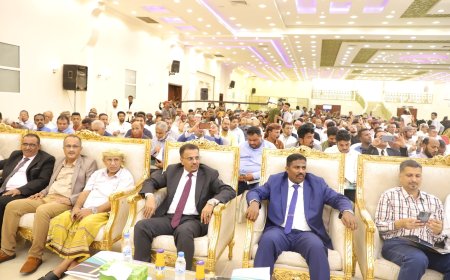 المكلا: جامعة العرب تحتفل بتخريج دفعات جديدة