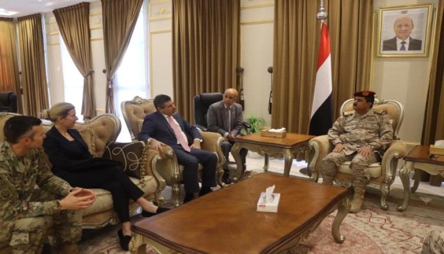 الحكومة اليمنية تطلب من أمريكا الدعم العسكري لتحرير محافظة الحديدة