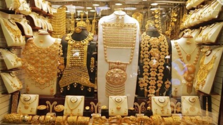 حسناء تخدع مالكي محلات الذهب في صنعاء وتتمكن من النصب عليهم بطريقة لا تخطر على بال