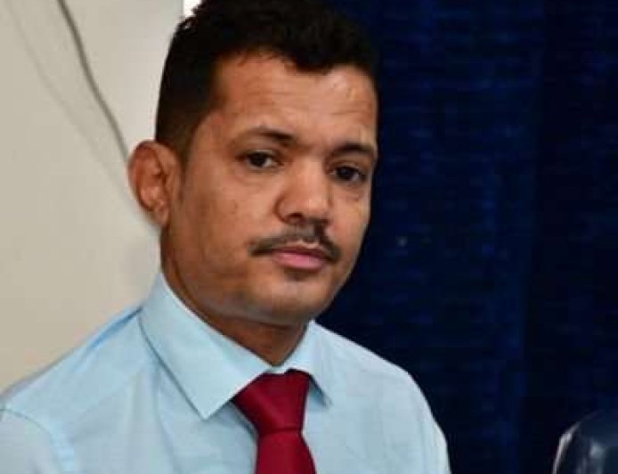 الداعري يتوقع إغلاق شركات صرافة وهروب مالكيها خارج البلاد