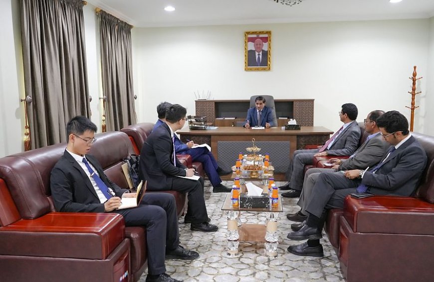 البحسني يناقش مع السفير الصيني سبل تعزيز التعاون بين اليمن والصين