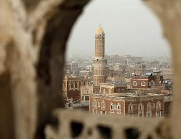 رسائل تحذيرية تصل إلى هواتف سكان صنعاء.. ما القصة؟