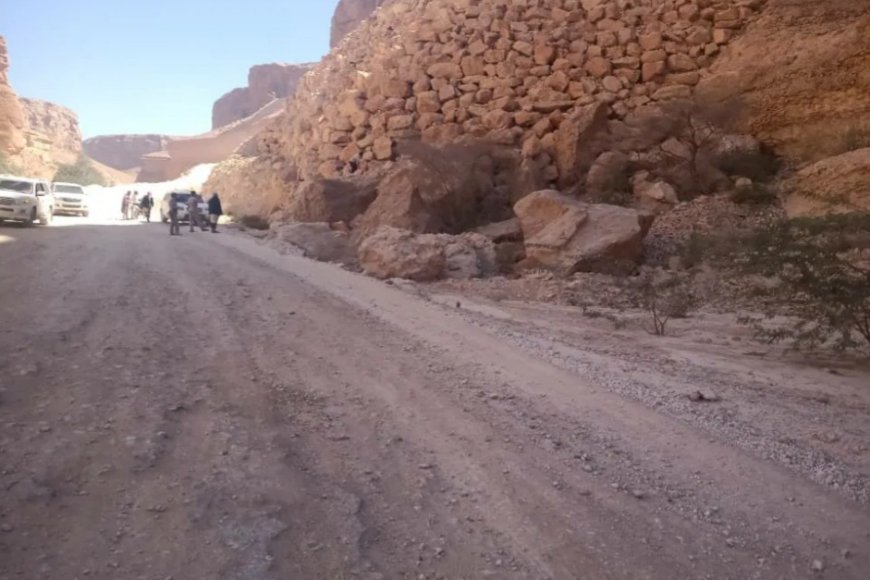 ( طريق_القبلية و طريق_رحاب_الفرضحة) يتصدران فيسبوك للمطالبة بخدمات أساسية