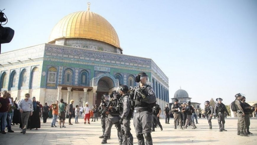للجمعة الثالثة على التوالي في رمضان.. الاحتلال يمنع آلاف الفلسطينيين من الوصول إلى الأقصى