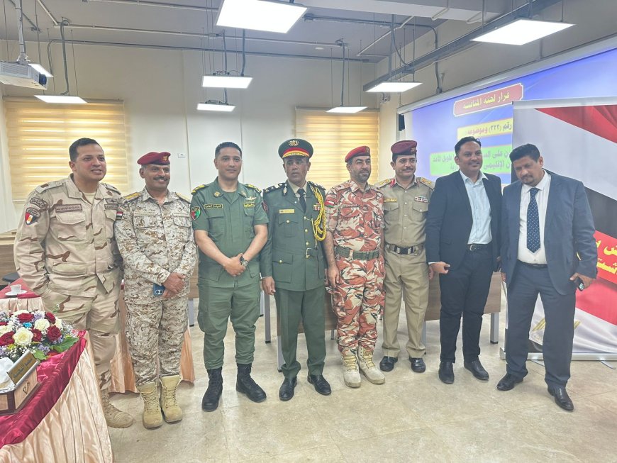 العميد عيسى العمودي يناقش رسالة ماجستير حول التحديات الأمنية للتجارة البحرية في ظل هجمات الحوثيين
