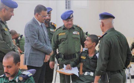 العمقي يُشيد بانضباط طلاب الشرطة خلال جولة تفقدية بالقاعات الامتحانية