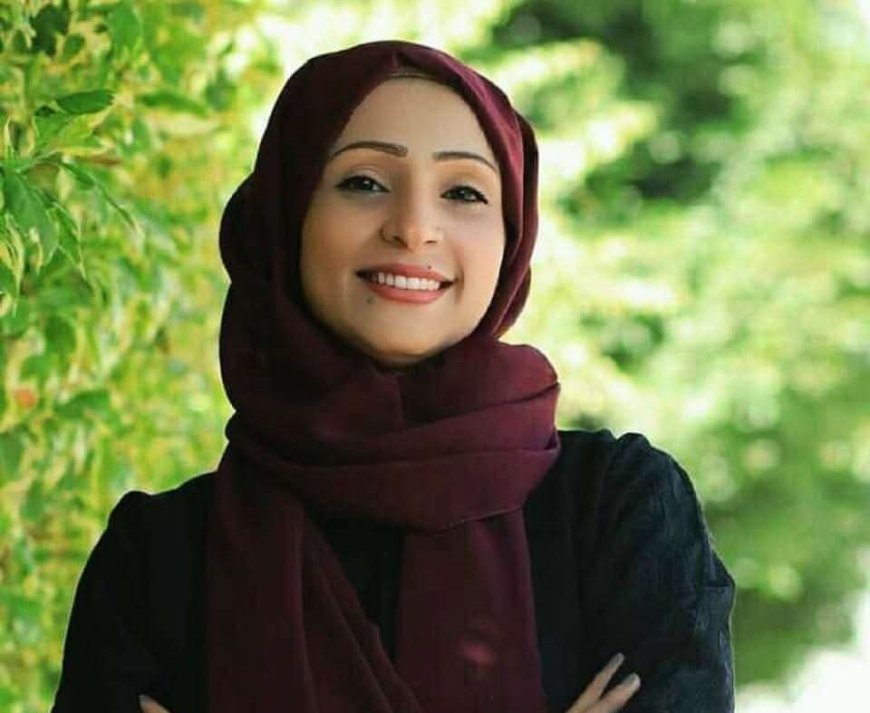 هربت من صنعاء.. إعلامية تشكو احتجاز منزلها في مأرب بسبب تقرير كيدي