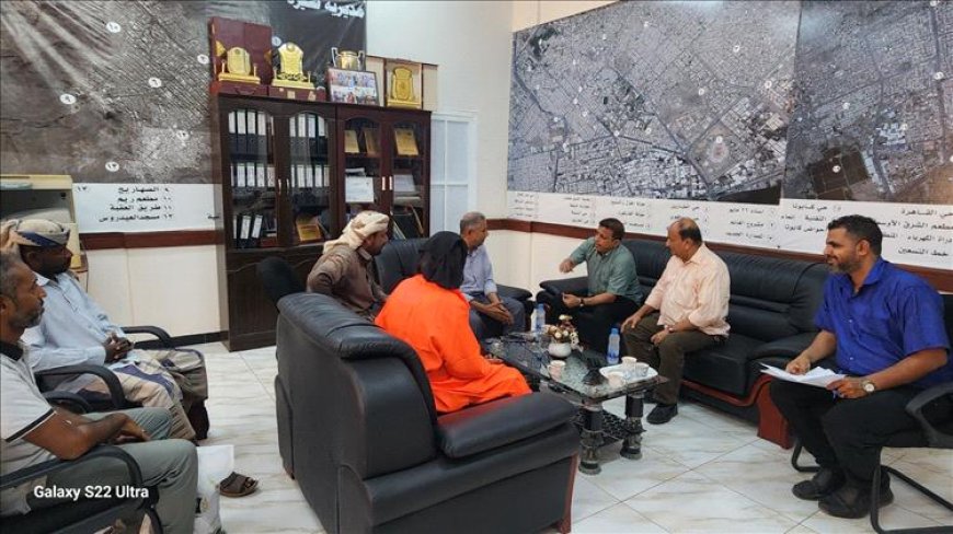 صندوق النظافة بعدن يوجّه بصرف راتب العاملة فاطمة الهليبي بعد تداول قضيتها إعلاميًا