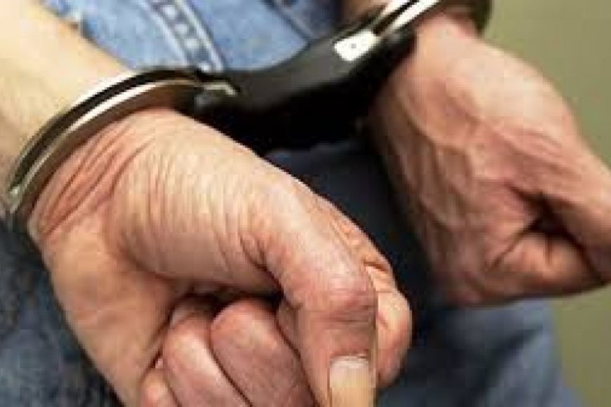 شرطة بساحل حضرموت تضبط متهماً بمحاولة قتل شاب في منطقة فوه بالمكلا