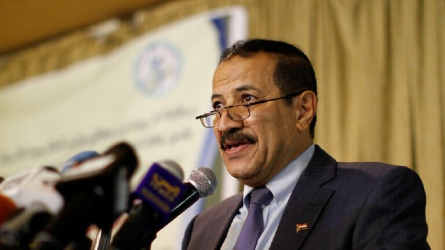مطار عدن يحتجز وزير خارجية الحوثيين السابق أثناء مغادرته اليمن