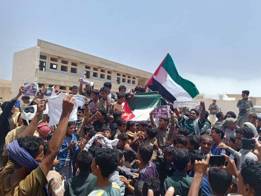 انتفاضة تضامن.. أهالي الحيسر يرفعون أصواتهم ضد حصار فلسطين