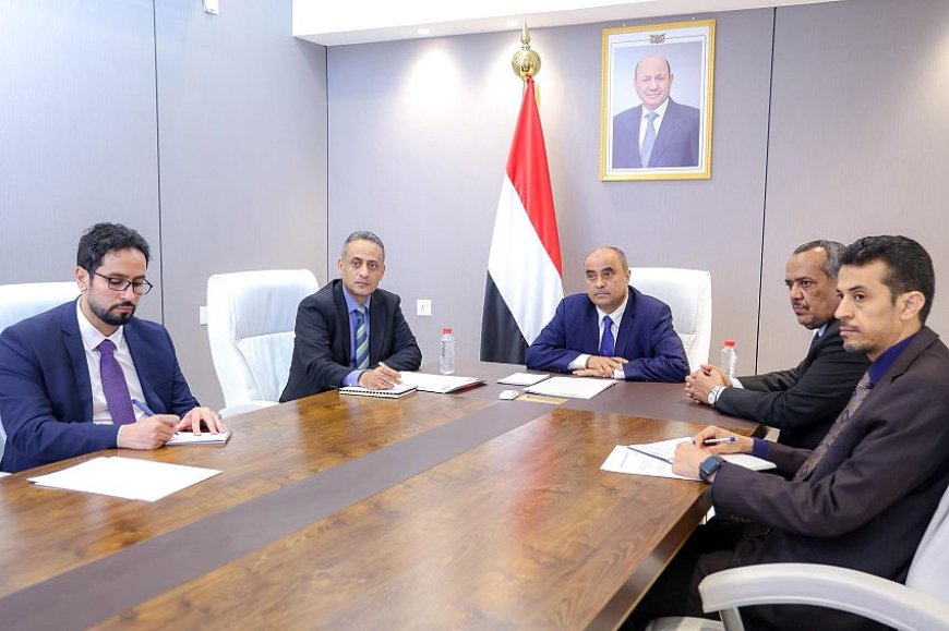 رئيس الوزراء يفتح قنوات الدعم البريطاني لإصلاحات عدن والتعافي الاقتصادي