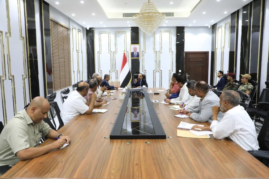 محافظ حضرموت يوجه بتكثيف حملات مراقبة أسعار السلع ويشدد على رفض التلاعب بقوت المواطنين