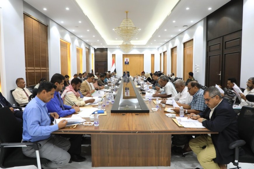 بن ماضي خلال اجتماع المكتب التنفيذي: حضرموت تخوض معركة الحفاظ على مؤسسات الدولة