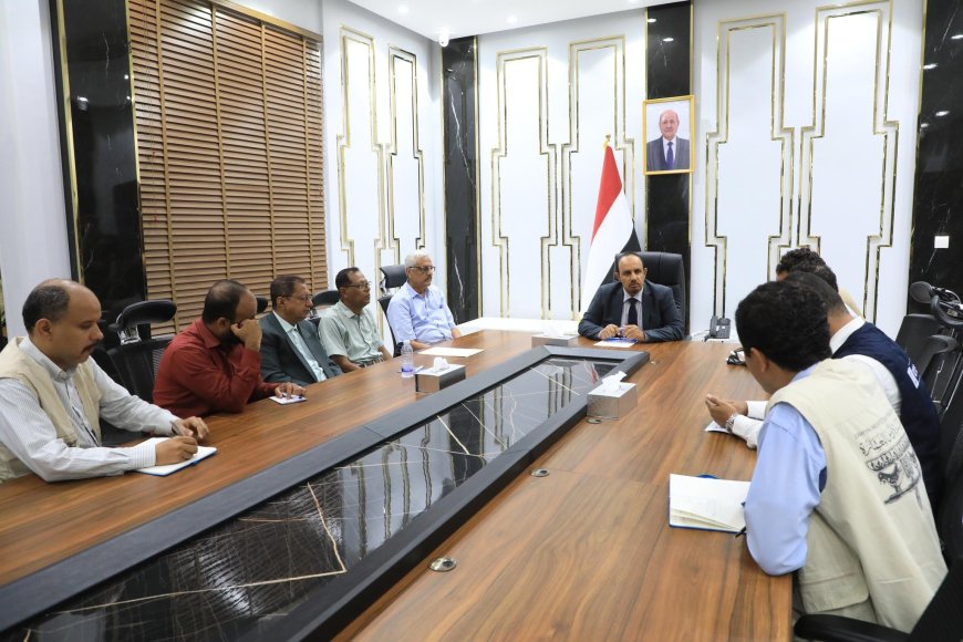 محافظ حضرموت يبحث مع اليونسكو مشاريع ترميم المعالم التاريخية بالمحافظة