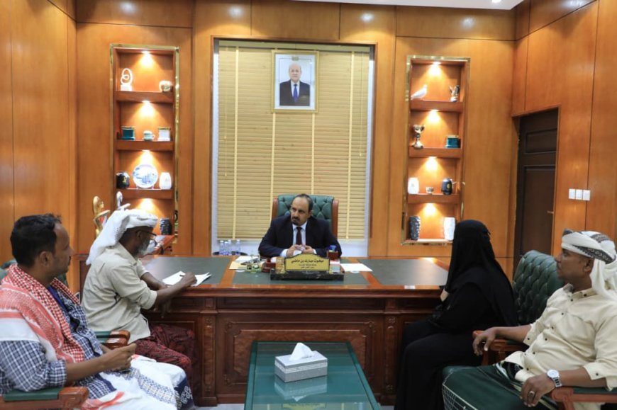 خلال لقائهم بمحافظ حضرموت.. نقابة المعلمين تؤكد دعمها لاستمرار العملية التعليمية والإصلاحات الحكومية