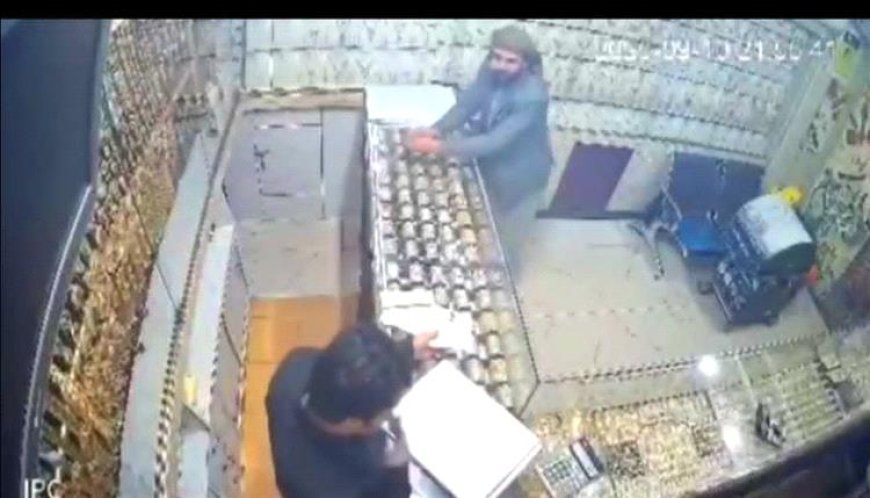 الوفاء يقابل بالخيانة.. تفاصيل جريمة مروعة في محل مجوهرات بصنعاء