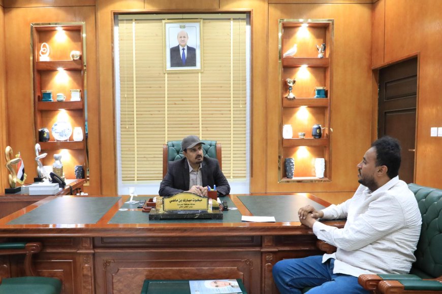 المحافظ بن ماضي يطلع على خطط الطرق الطارئة ويؤكد أهمية دعم مشاريع البنية التحتية في حضرموت