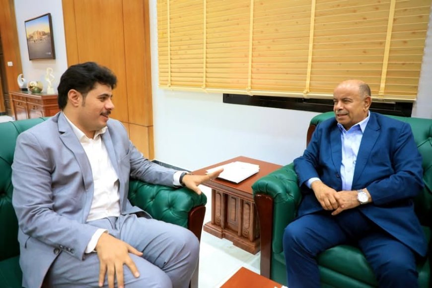 محافظ حضرموت يناقش مع شركة النفط تأمين الوقود وتعزيز حماية المنشآت