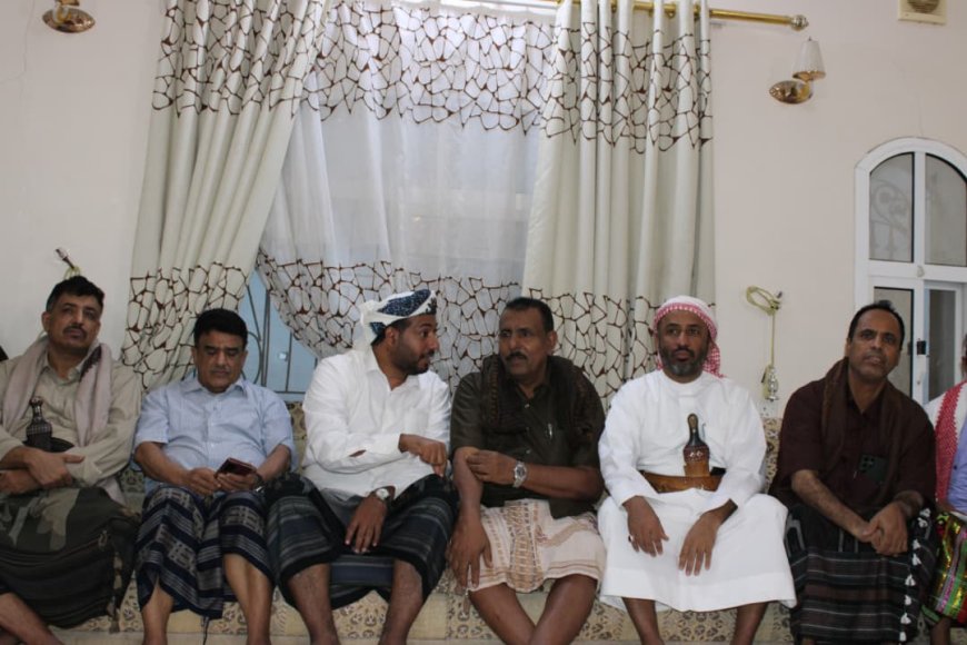 اللواء اليميني يحضر مأدبة إفطار تخليداً لذكرى الشهيد محمد باحمش ورفاقه