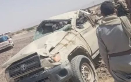 وفاة وإصابة 18 جندياً في حادثة انقلاب طقم عسكري بمأرب.. تفاصيل