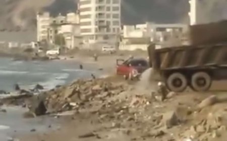 استياء واسع في عدن بعد رصد تصريف مياه مجاري في ساحل أبين