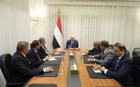 الرئيس العليمي يشيد بتكامل سلطات إنفاذ القانون في إحباط المخططات الإرهابية