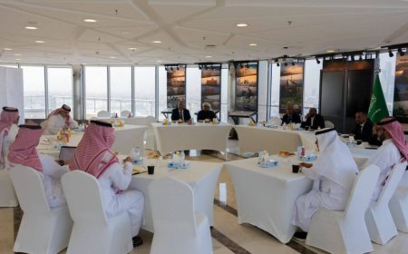 مناقشة ترتيبات الحوار الجنوبي ضمن اجتماع ثالث برئاسة السفير آل جابر