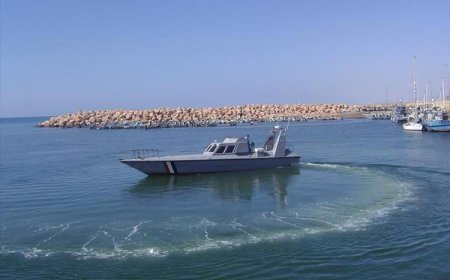 مصنع حضرمي يصنع الزوارق العسكرية محلياً ويعزز الصناعة البحرية اليمنية