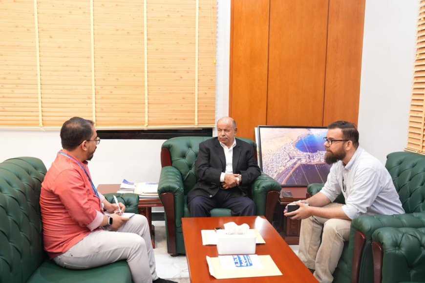 محافظ حضرموت يطلع على خطط برنامج الأغذية العالمي ويؤكد أهمية الانتقال من مشاريع الطوارئ نحو مشاريع الصمود