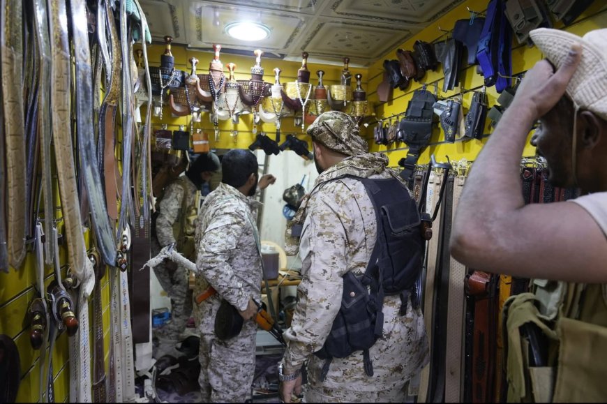 قوات درع الوطن تداهم أوكار السلاح بمديرتي القطن وحوره بوادي حضرموت