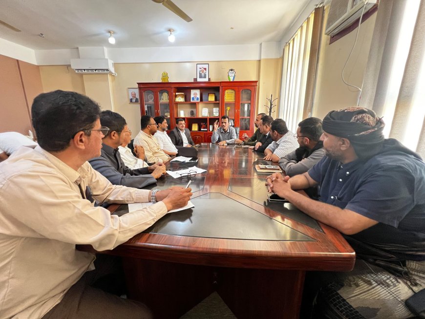 الوكيل الجيلاني يترأس اجتماعًا لمناقشة أوضاع القطاع السياحي والفندقي بحضرموت