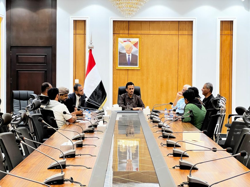 الوكيل الجيلاني يبحث آليات تنظيم وتسليم الميازين وفقًا والتوجهات الرئاسية