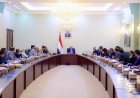 برئاسة الزنداني المجلس الاقتصادي يستعرض الأوضاع الاقتصادية والمالية والخدمية
