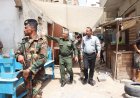 مدير أمن ساحل حضرموت يقود حملة أمنية مفاجئة لإزالة أسواق القات من الأحياء السكنية بالمكلا