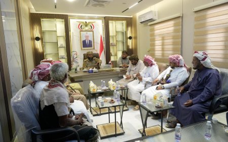 قائد المنطقة العسكرية الأولى يؤكد أهمية الشراكة مع جميع شرائح المجتمع ويلتقي وجهاء قبائل المناهيل
