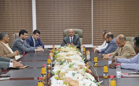 محافظ البنك المركزي يبحث مع البنوك تعزيز الاستقرار المصرفي وتسهيل التعاملات الخارجية