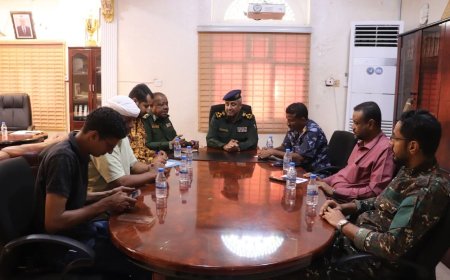 العميد الجابري يبحث مع اتحاد الكرة بساحل حضرموت تعزيز تأمين الملاعب الرياضية