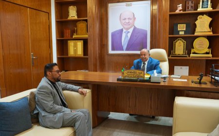 الخنبشي وباسليم  يبحثان تعزيز الشراكة في المجالات الثقافية والسياحية