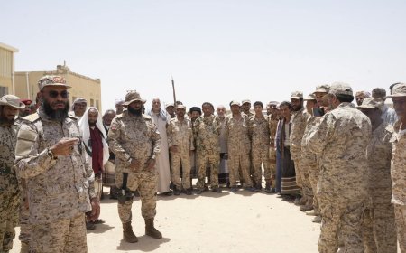 اللواء بامؤمن يتفقد اللواء 11 حرس حدود بحضرموت ويؤكد أهمية رفع الجاهزية والانضباط