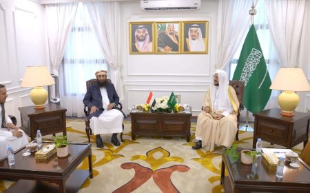 الوزير الوادعي يبحث مع وزير الشؤون الإسلامية السعودي تعزيز التعاون المشترك