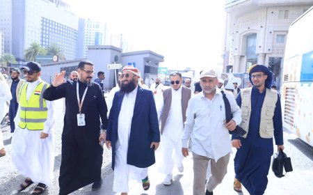 الوزير الوادعي يعلن نجاح عملية التصعيد ووصول كامل حجاج بلادنا إلى مشعر منى