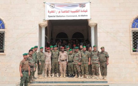قائد محور الغيضة يتفقد الكتيبة الخاصة ويشدد على الإنضباط ورفع الجاهزية